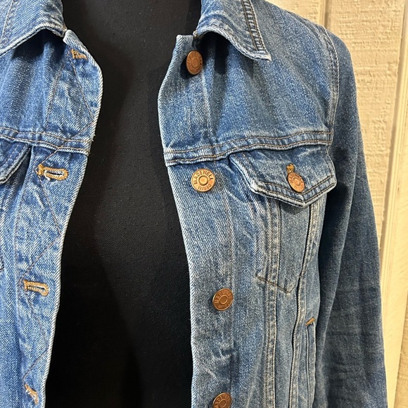 Madewell Jean Jacket in Pinter Wash, size XS. - Picture 5 of 6